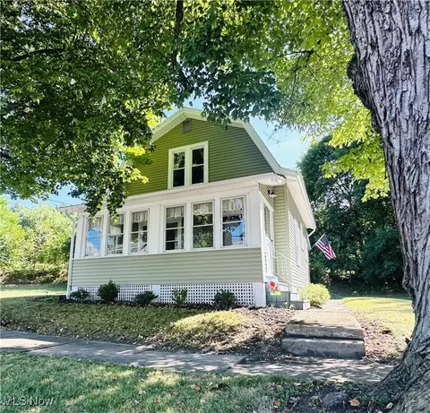 410 N Spring St, Loudonville, OH 44842