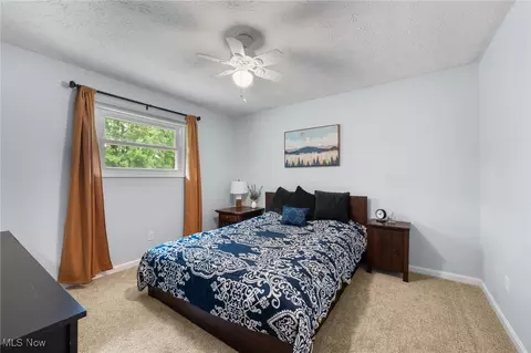 6015 Ely Vista Dr, Parma, OH 44129 photo 19
