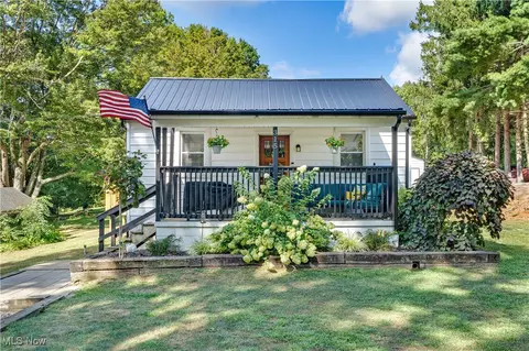 315 Walnut St, Washingtonville, OH 44490
