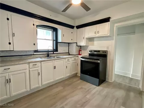 Kitchen - 738 Longview Ave, Akron, OH 44307 photo 2 of 2