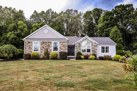 4837 King Meadow Trl, Kent, OH 44240