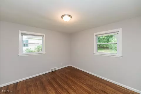 6110 Crossview Rd, Seven Hills, OH 44131 photo 16