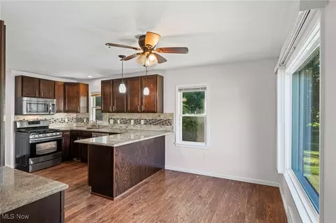 Kitchen - 7421 Case Ave, Mentor, OH 44060 photo 4 of 4