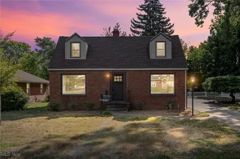 Exterior - 7421 Case Ave, Mentor, OH 44060 photo 3 of 12
