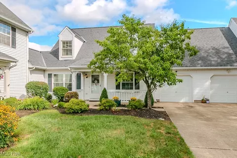 9829 Inverness Ct, Concord, OH 44060