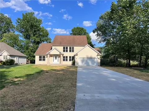 2545 Hilltop Rd, Richmond Heights, OH 44143