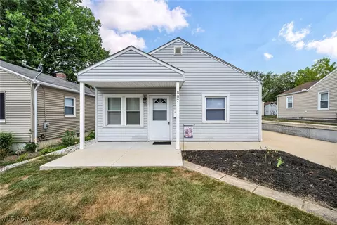 887 Reed Ave, Akron, OH 44306