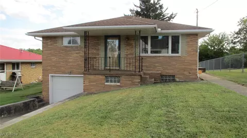 107 Middle Ave, Weirton, WV 26062