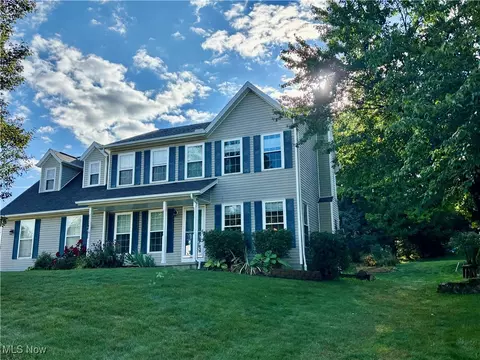 2868 Aaron Dr, Medina, OH 44256