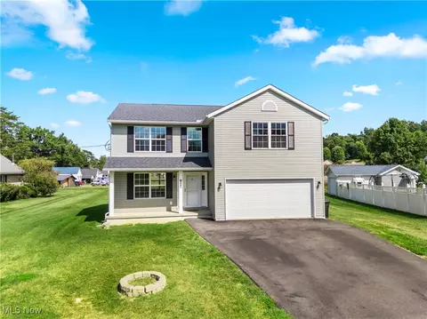 2605 Hampton St, Parkersburg, WV 26101