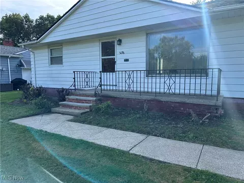 5296 Fairtree Rd, Bedford Heights, OH 44146
