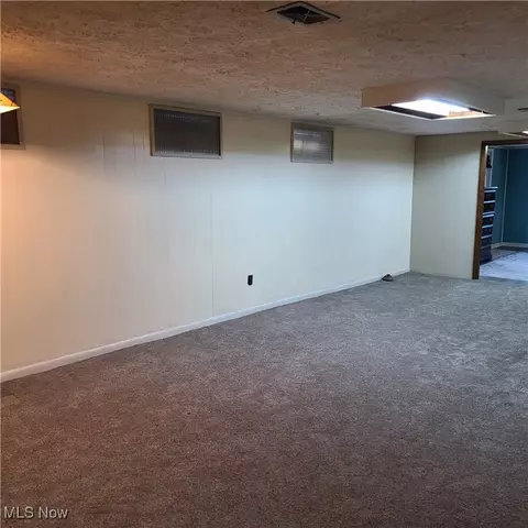 5947 Dailey Rd, Akron, OH 44319 photo 28