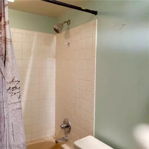 5947 Dailey Rd, Akron, OH 44319 photo 24