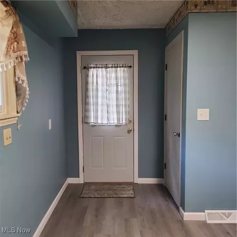 5947 Dailey Rd, Akron, OH 44319 photo 27