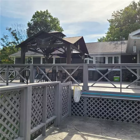 5947 Dailey Rd, Akron, OH 44319 photo 9