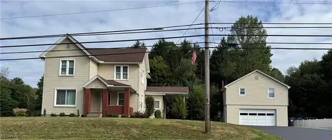 2680 W South Range Rd, Columbiana, OH 44408