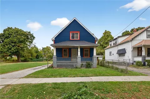 9517 Prince Ave, Cleveland, OH 44105