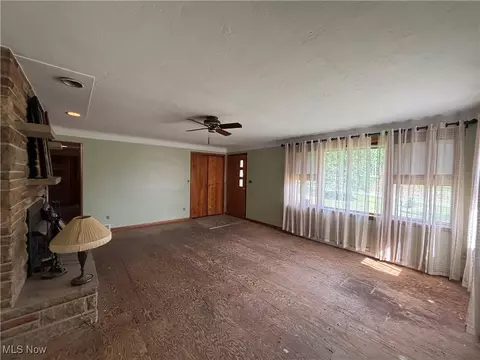 4912 Hillside Rd, Independence, OH 44131 photo 3