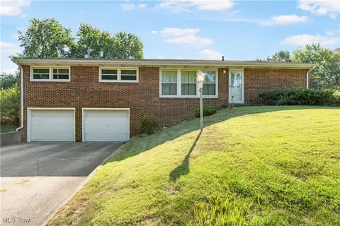 3244 Bahama Ave NW, Massillon, OH 44646