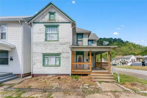 401 Broadway Ave, Wellsville, OH 43968