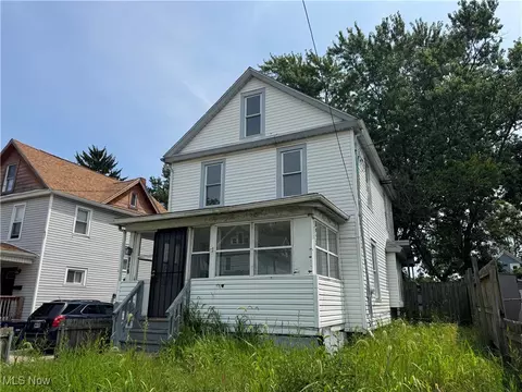 157 Henry St, Akron, OH 44305