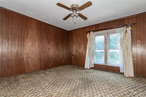 Bedroom - 1325 W 4th St, Ashtabula, OH 44004 photo 1 of 8