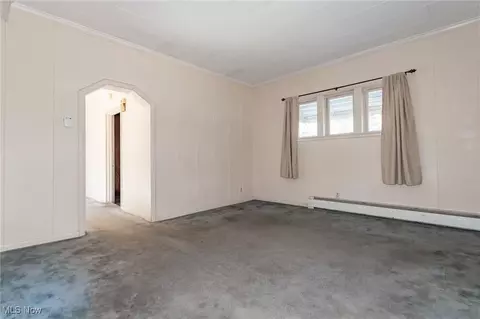 Living - 1325 W 4th St, Ashtabula, OH 44004 photo 1 of 6