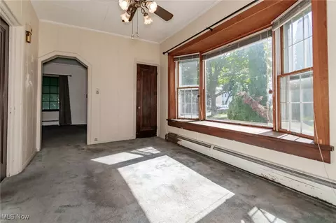 Living - 1325 W 4th St, Ashtabula, OH 44004 photo 5 of 6