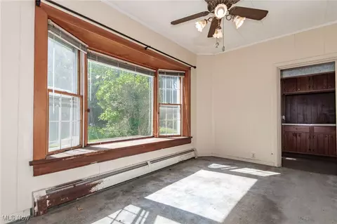 Living - 1325 W 4th St, Ashtabula, OH 44004 photo 6 of 6