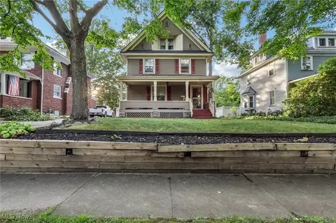 110 Byers Ave, Akron, OH 44302