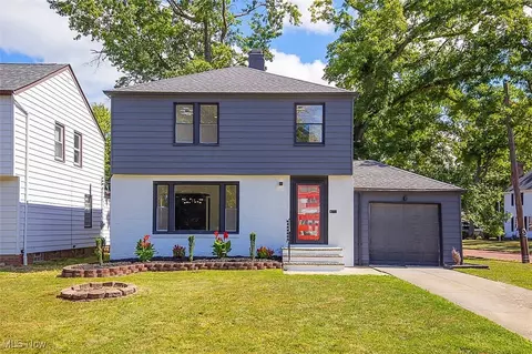 369 E 270th St, Euclid, OH 44132