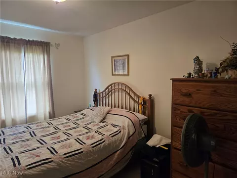 Bedroom - 377 County Road 40, Sullivan, OH 44880 photo 3 of 5
