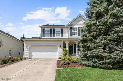 116 Middle Post Pt, Chardon, OH 44024