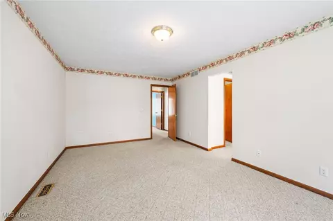 116 Middle Post Pt, Chardon, OH 44024 photo 16