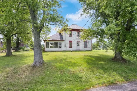 12098 Porr Rd, Doylestown, OH 44230