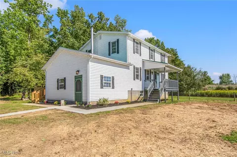 350 State Route 7 S, Pierpont, OH 44082