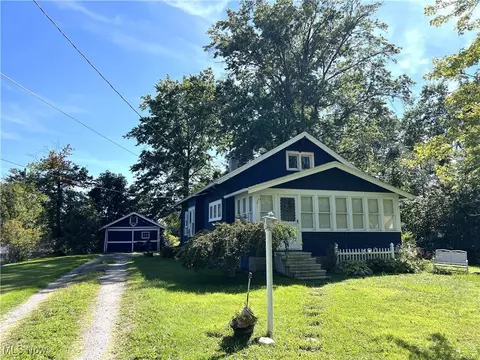 2804 Carpenter Rd, Ashtabula, OH 44004