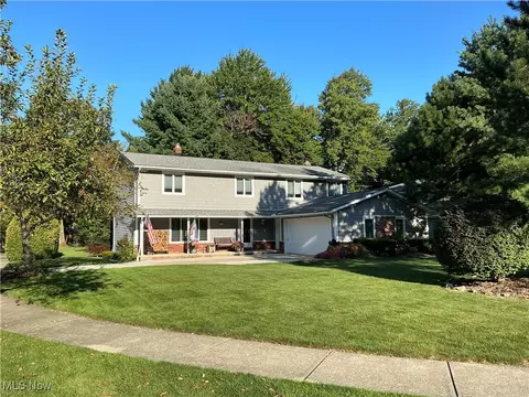 5158 Lansdowne Dr, Solon, OH 44139