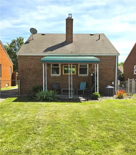8324 Ackley Rd, Parma, OH 44129 photo 21