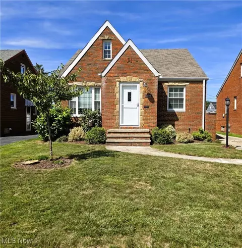 8324 Ackley Rd, Parma, OH 44129