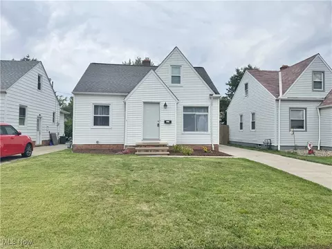 5212 Wood Ave, Parma, OH 44134