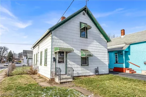 3232 W 44th St, Cleveland, OH 44109