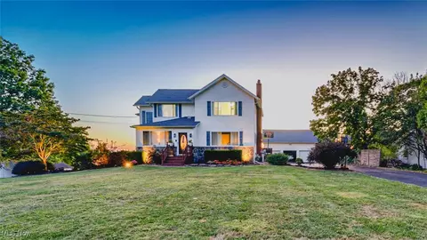 251 N Mecca St, Cortland, OH 44410