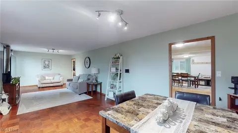 7161 Som Center Rd, Solon, OH 44139 photo 4