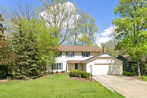 10071 Regatta Trl, Aurora, OH 44202