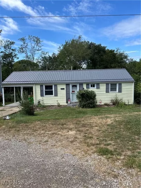 24 Garfield Ave, New Concord, OH 43762
