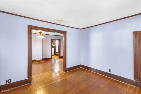 Living - 1733 W 7th St W, Ashtabula, OH 44004 photo 2 of 4