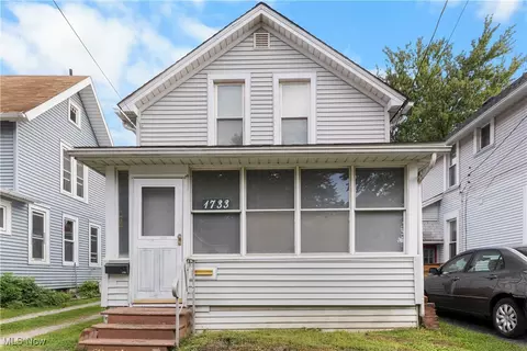 1733 W 7th St W, Ashtabula, OH 44004