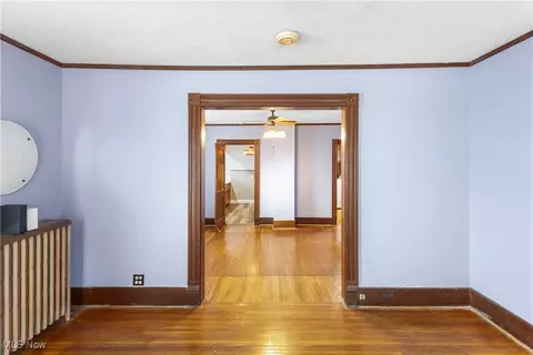 Entry Way - 1733 W 7th St W, Ashtabula, OH 44004 photo 2 of 4