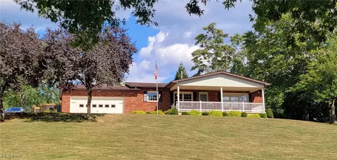 61584 Sampson Rd, Cambridge, OH 43725